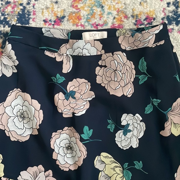 Loft Midi Floral Skirt - Picture 2 of 2